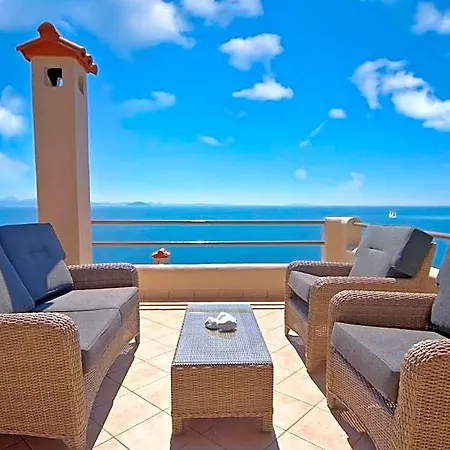 Ξενοδοχείο Blue Horizon 4*